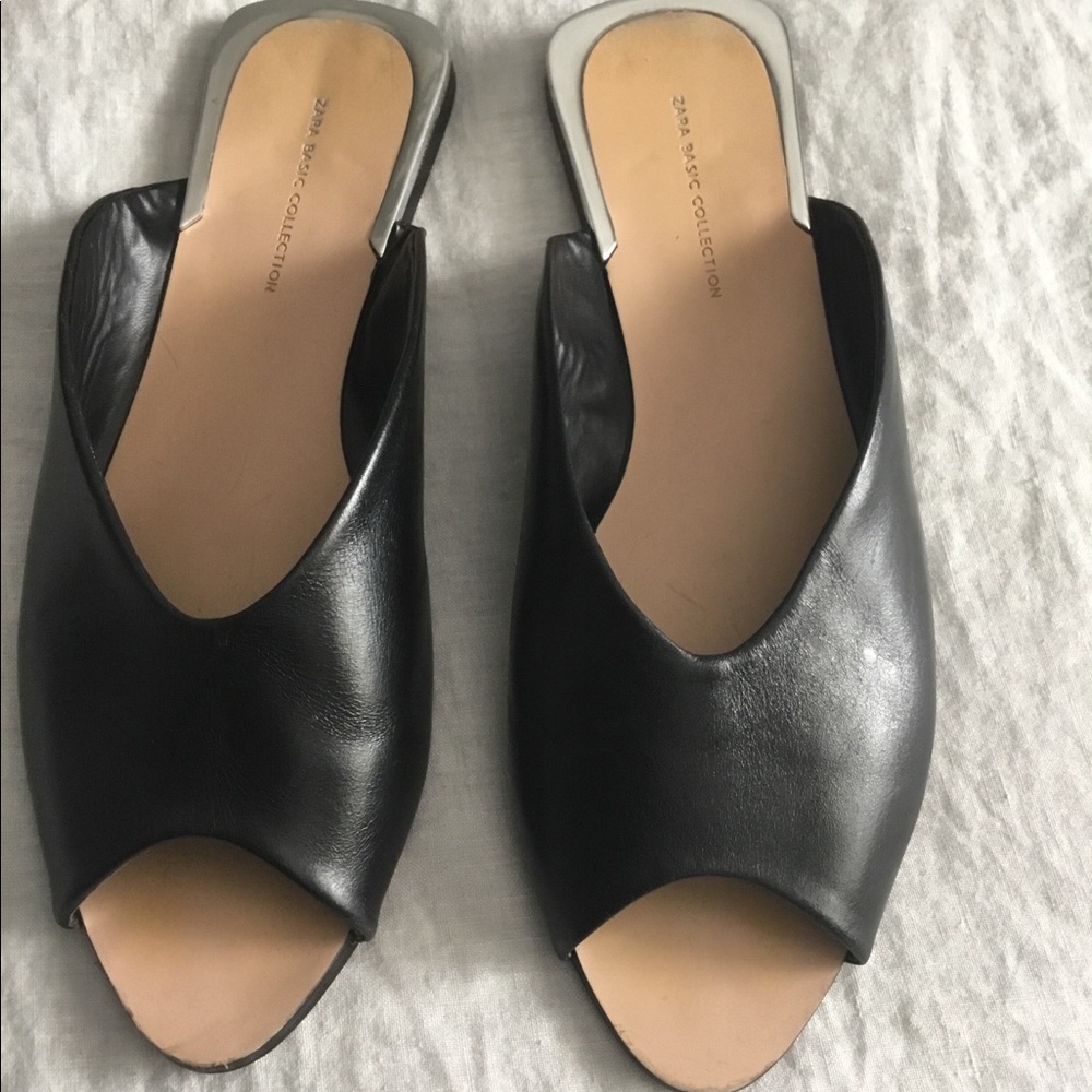 Zara black slides size 40
